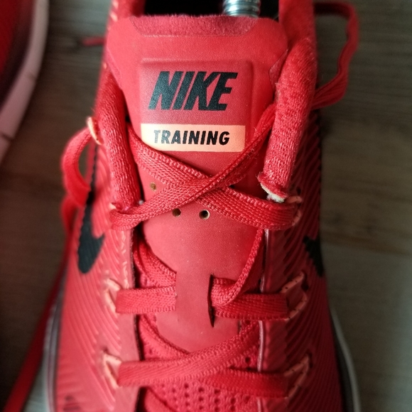 Nike Flywire Training Red Sneakers main image 10